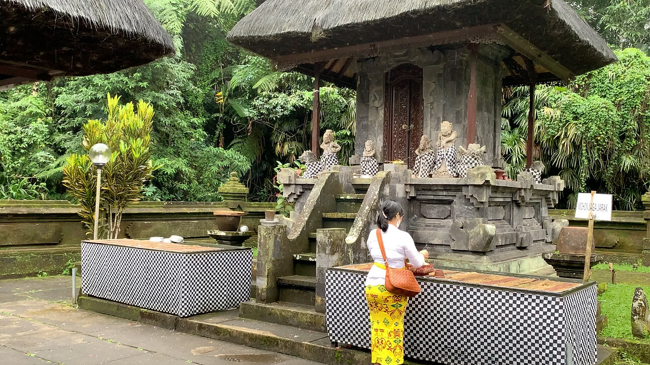 Pura Batukaru Tabanan
