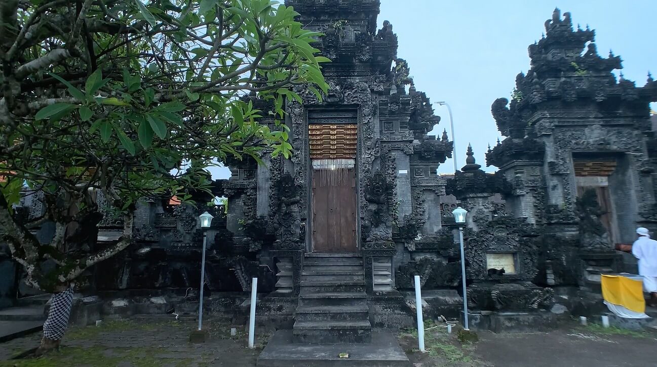 Pura Geger Badung
