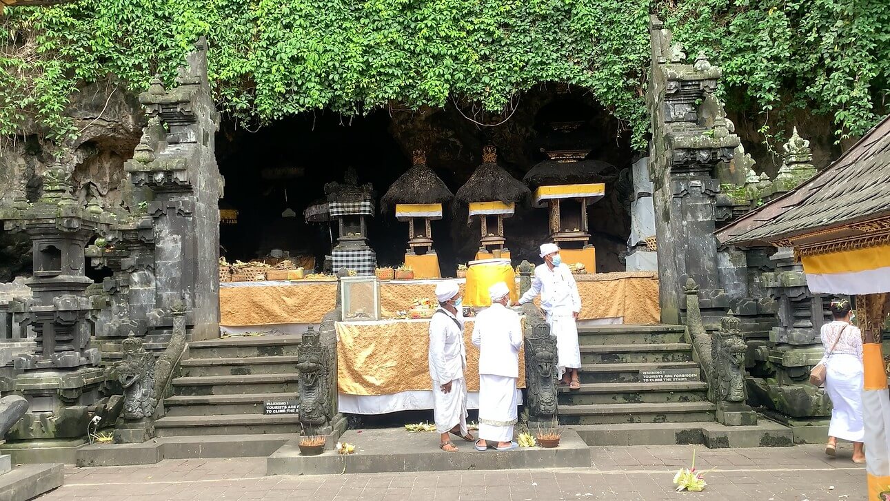 Pura Goa Lawah Klungkung