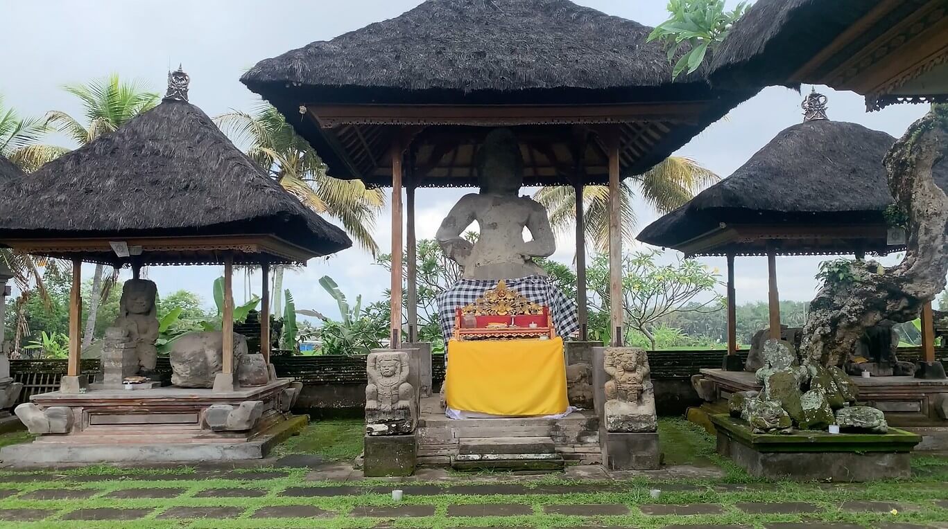 Pura Kebo Edan