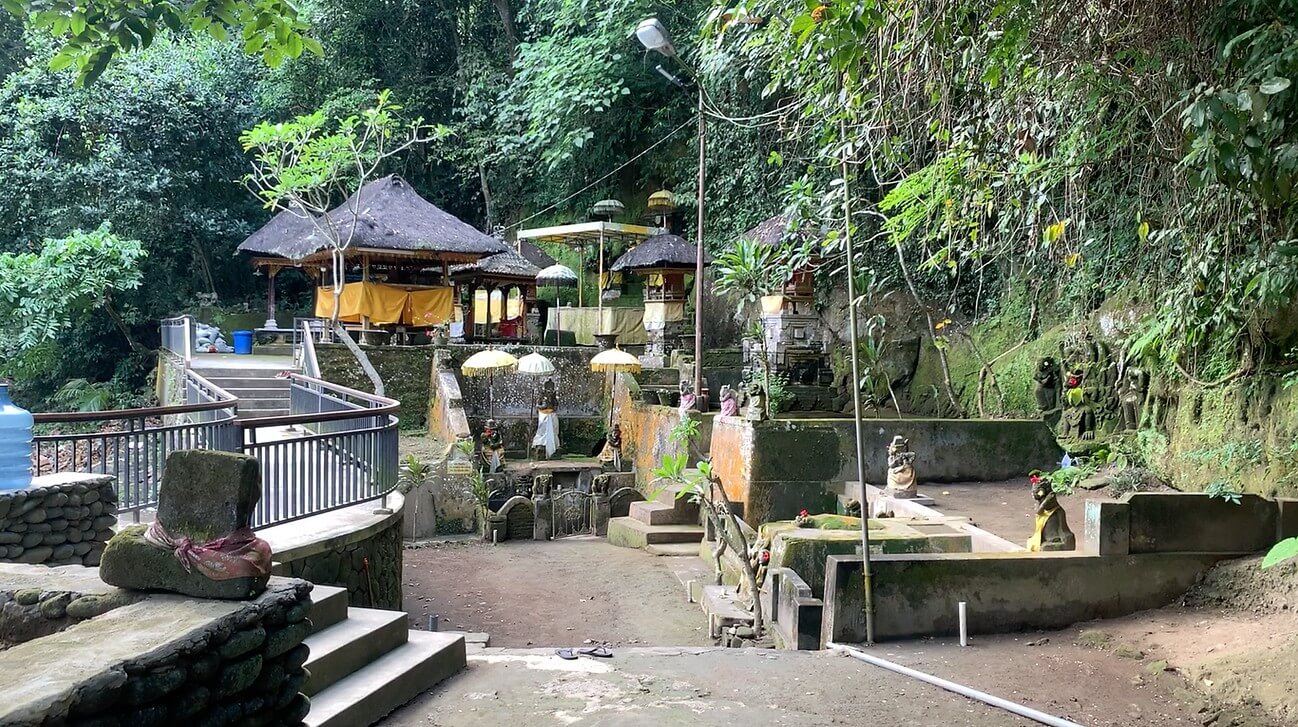 Pura Kebo Edan
