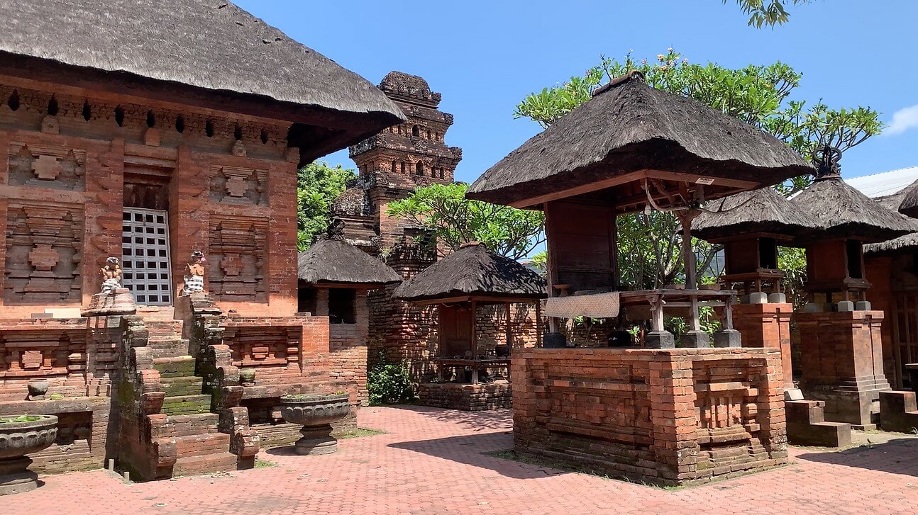 Pura Maospahit Denpasar