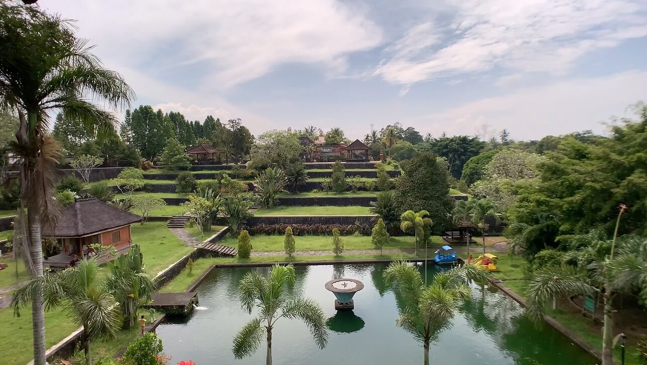 Pura Narmada Lombok