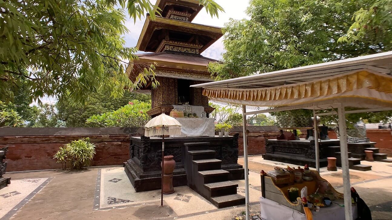 Pura Narmada Lombok